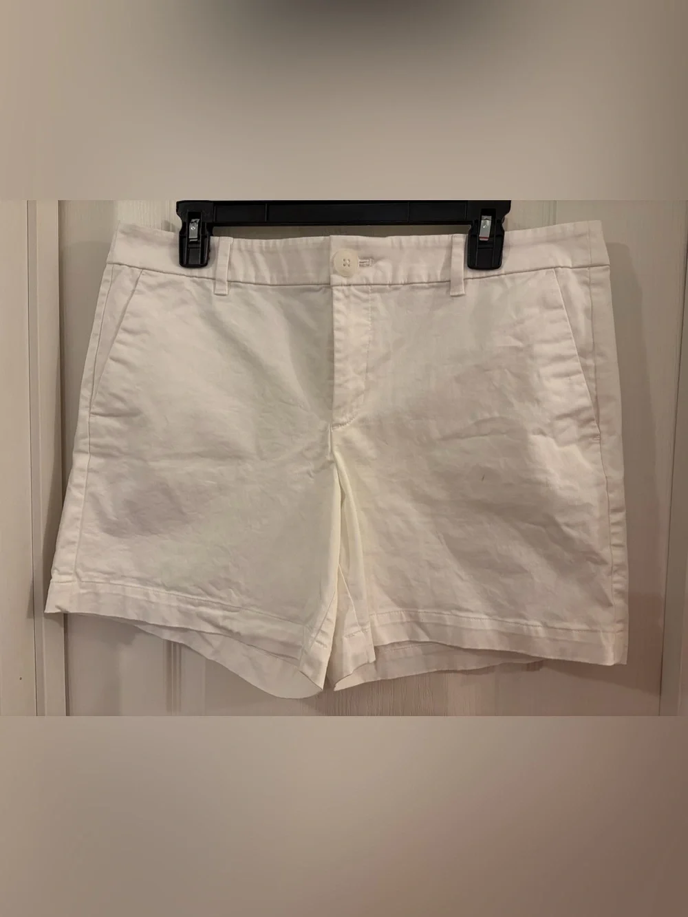 Ann Taylor Women's Classic White Shorts